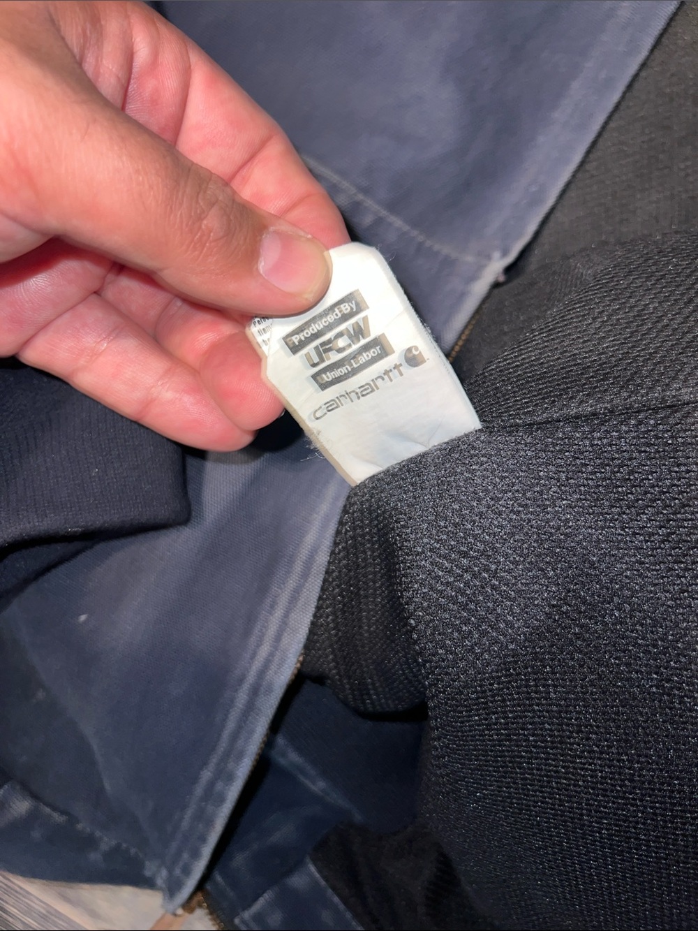J131 Carhartt Hooded Zip Jacket - Picture 6 of 10